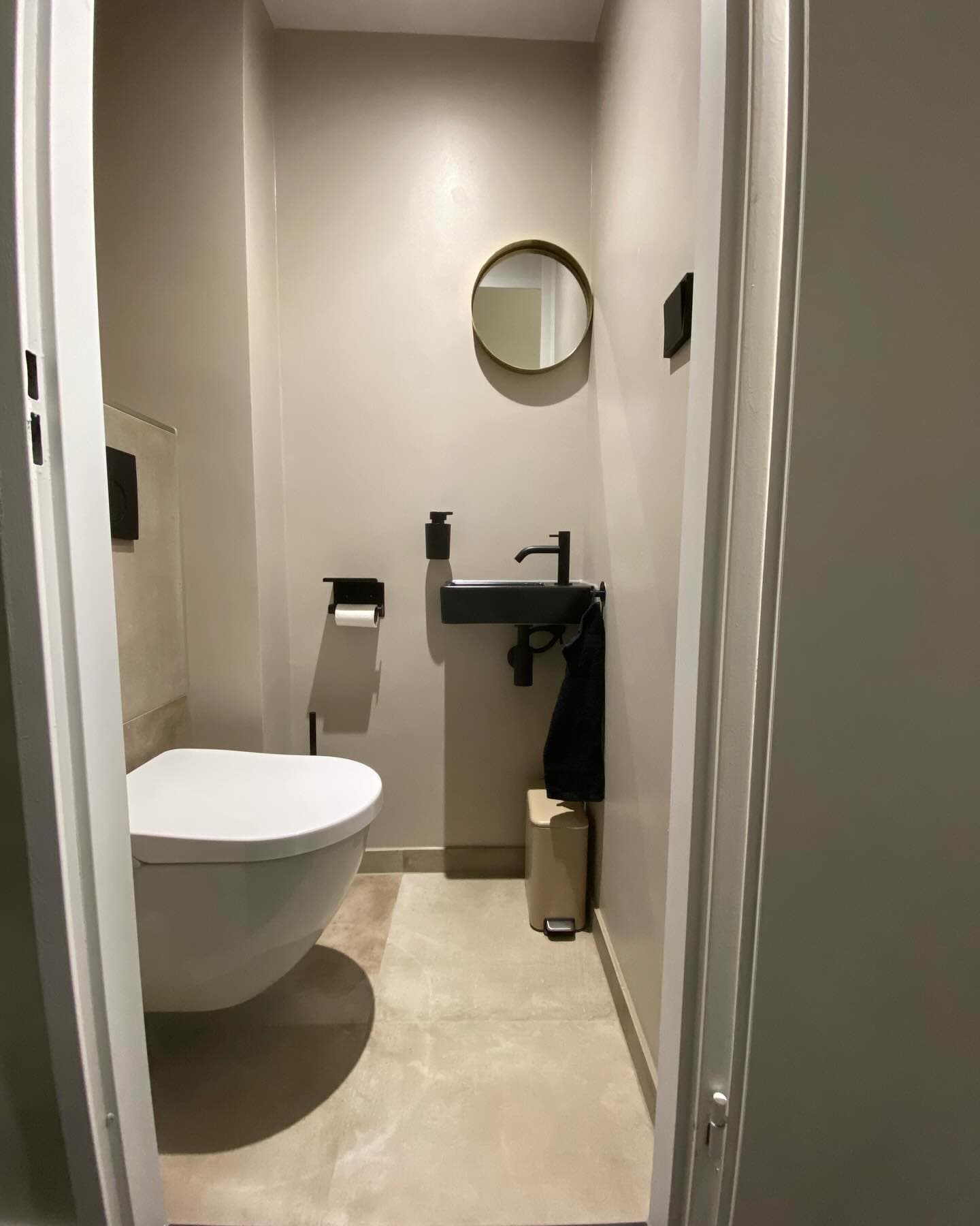 Moderne badkamer met inloopdouche - foto 1