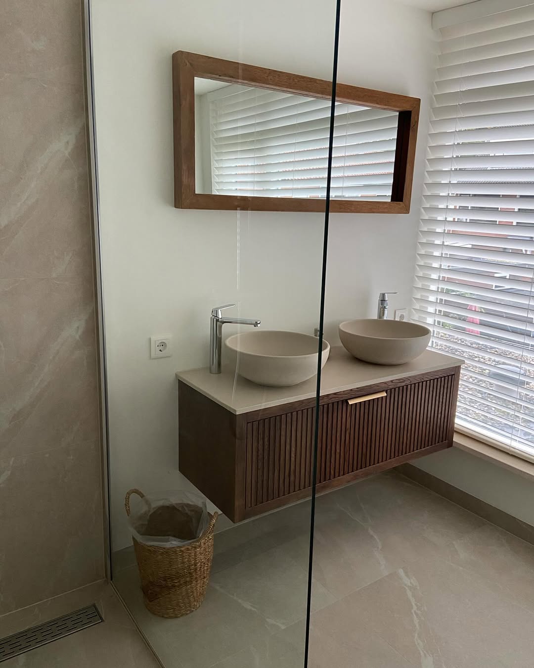 466596061_575330678336774_8586549307001878835_n