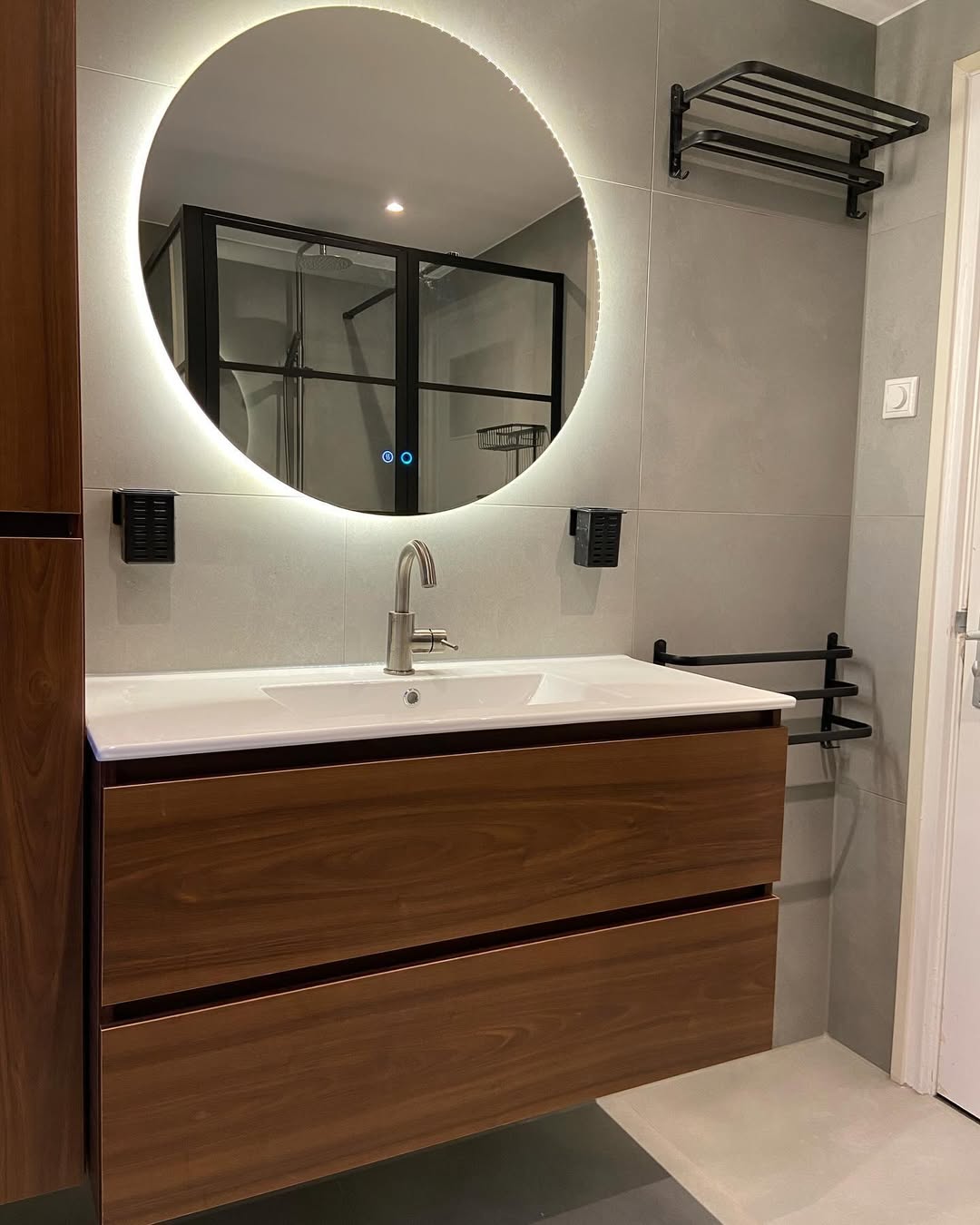 470946096_1258637875421637_4968118397307428709_n